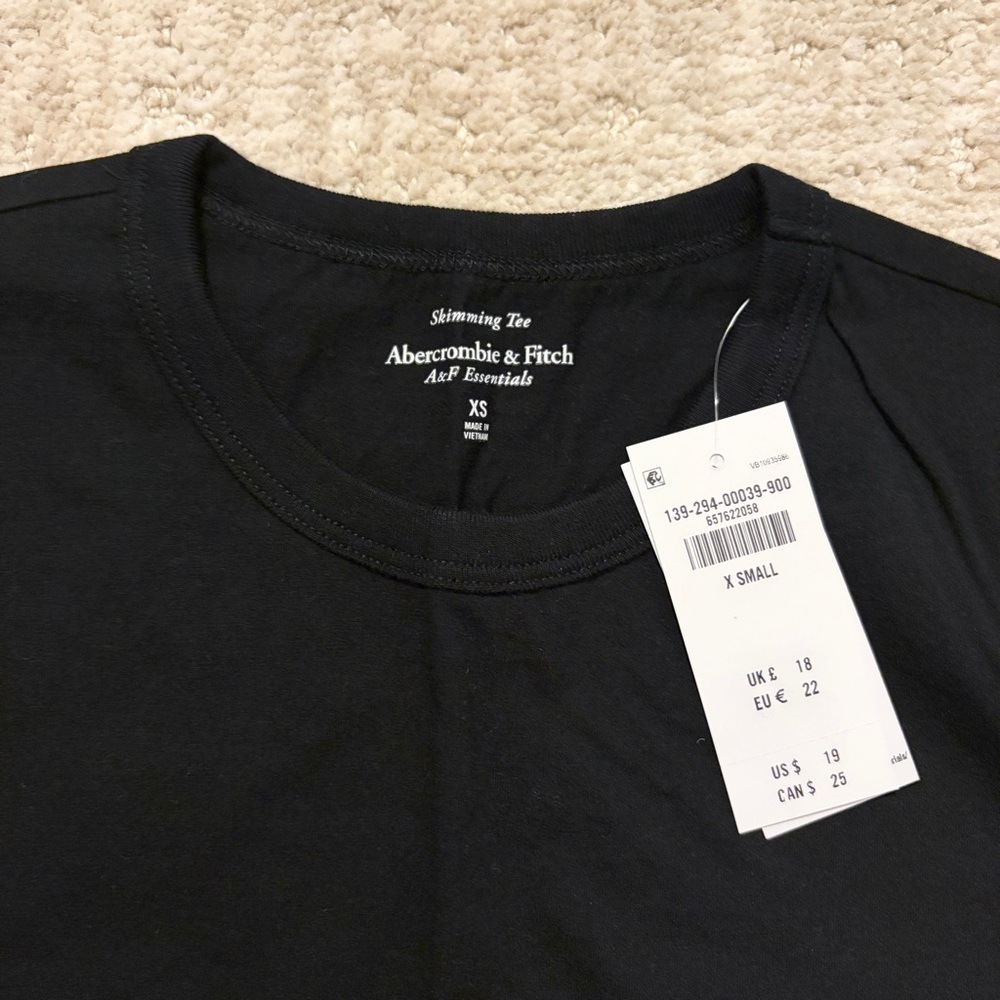 Abercrombie Classic Black body skimming crewneck T-Shirt 100% cotton BNWT - Picture 3 of 5